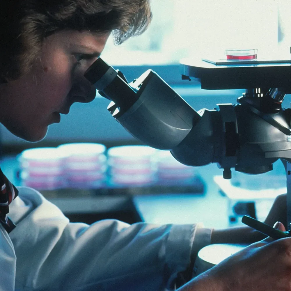 national-cancer-institute-jxowb7whqna-unsplash